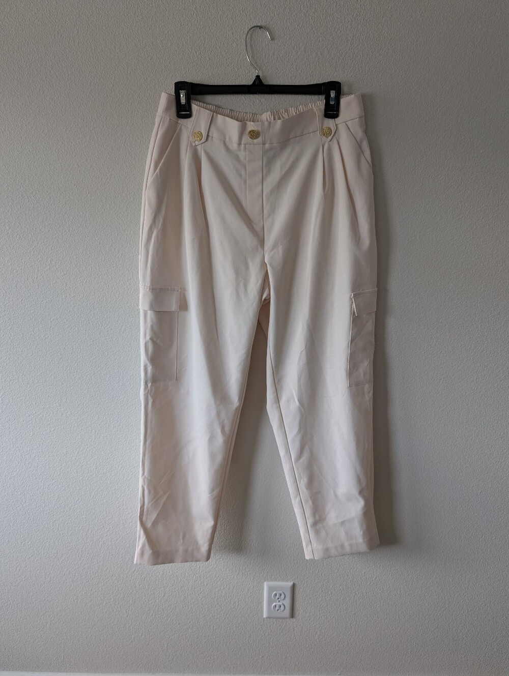 Anne Klein Cream Cargo Trousers SZ Med